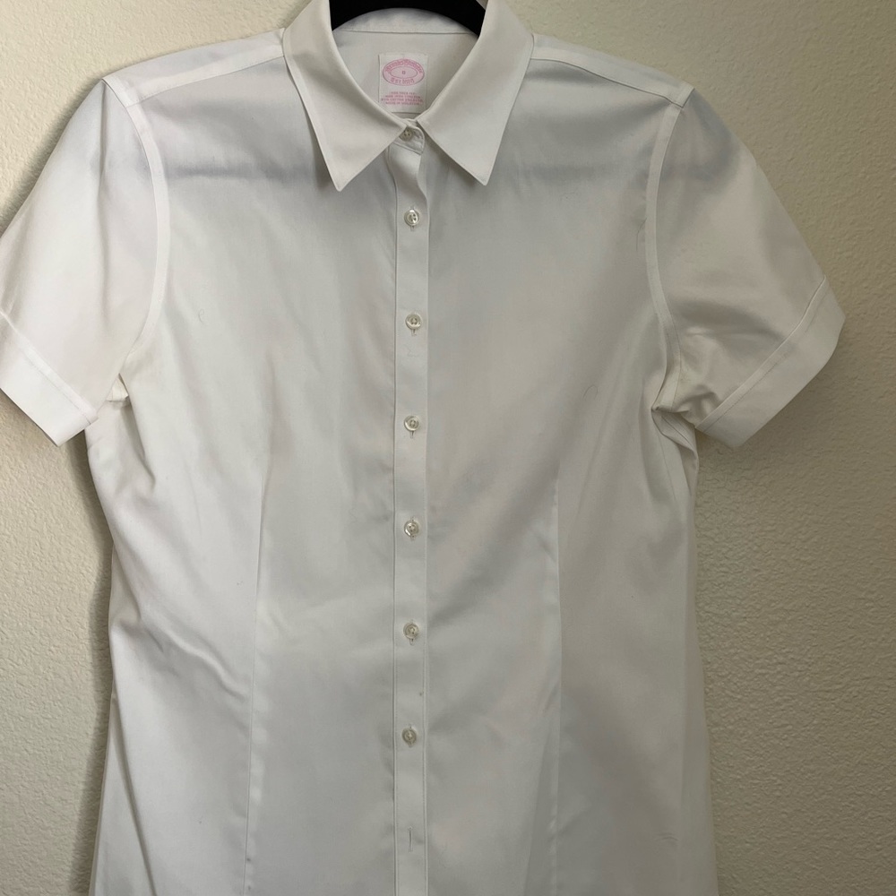Women’s Brooks Brothers dress shirt